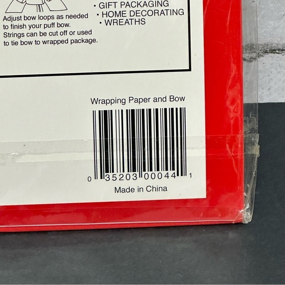 Holiday Red Christmas Wrapping Paper & Pull Bow Personalized MORGAN Stravina NOS - Picture 7 of 8